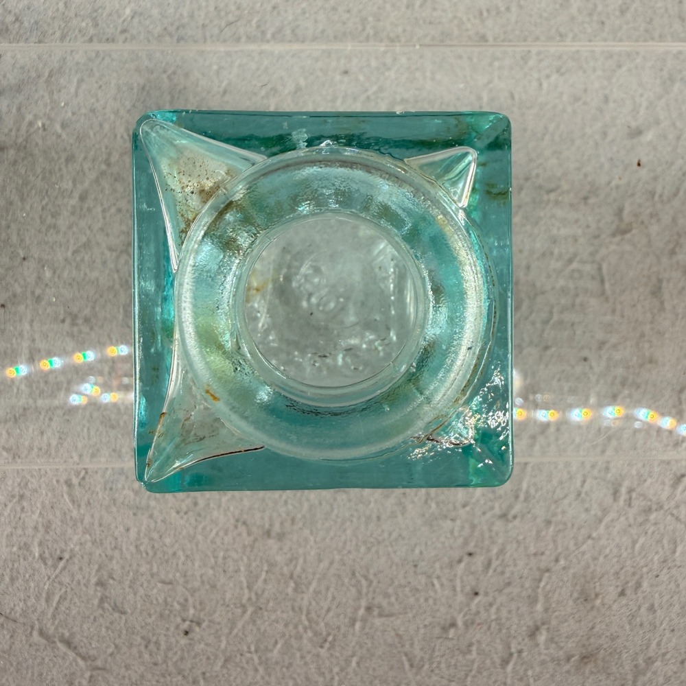 Antique L.H. Thomas Co. Chicago Aqua Glass Inkwell Embossed Base Star 1880s - Picture 5 of 8